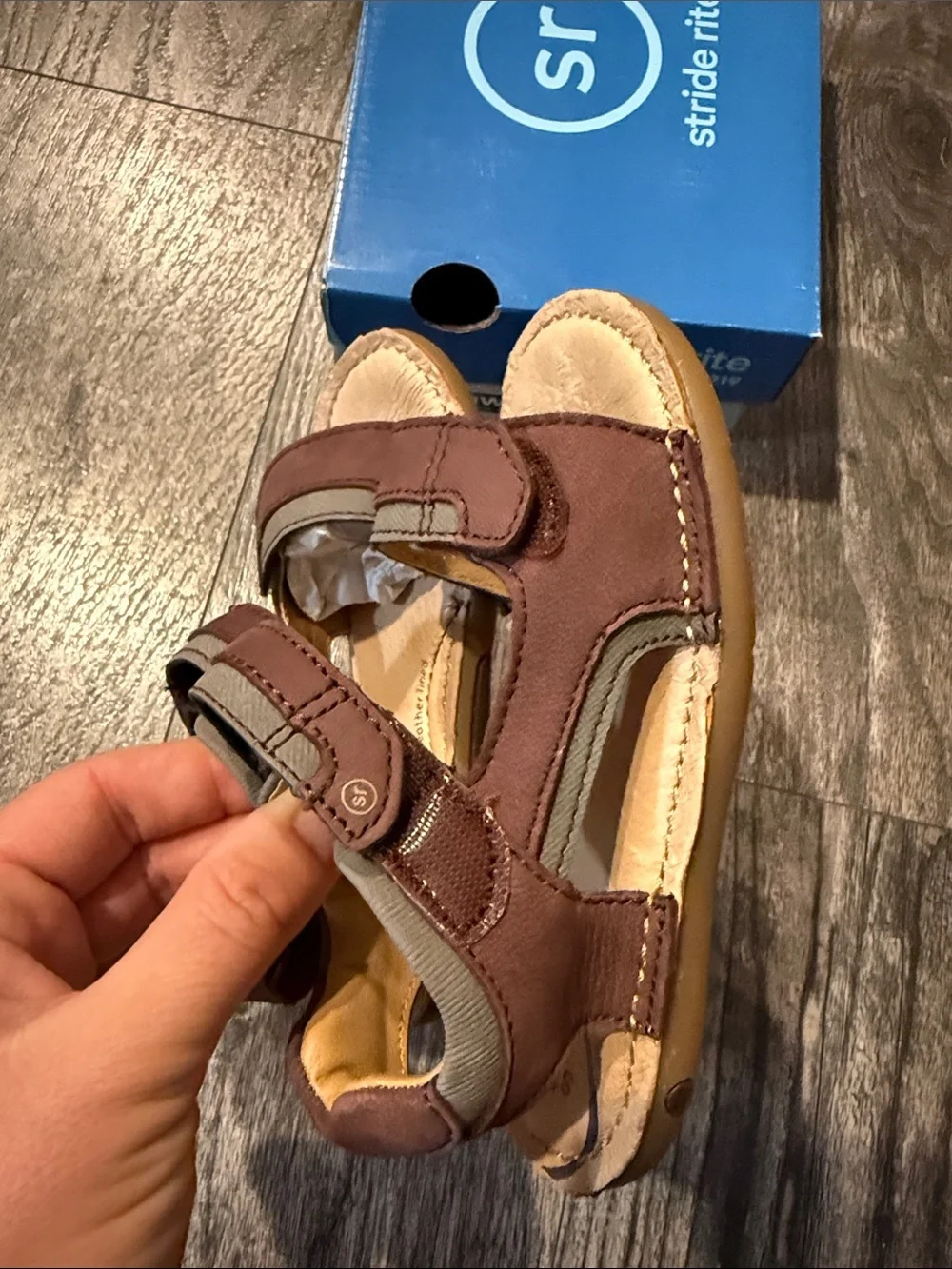 Stride Rite boy shoes sandals Oaklynn size 8W toddler boy brown chocolate new